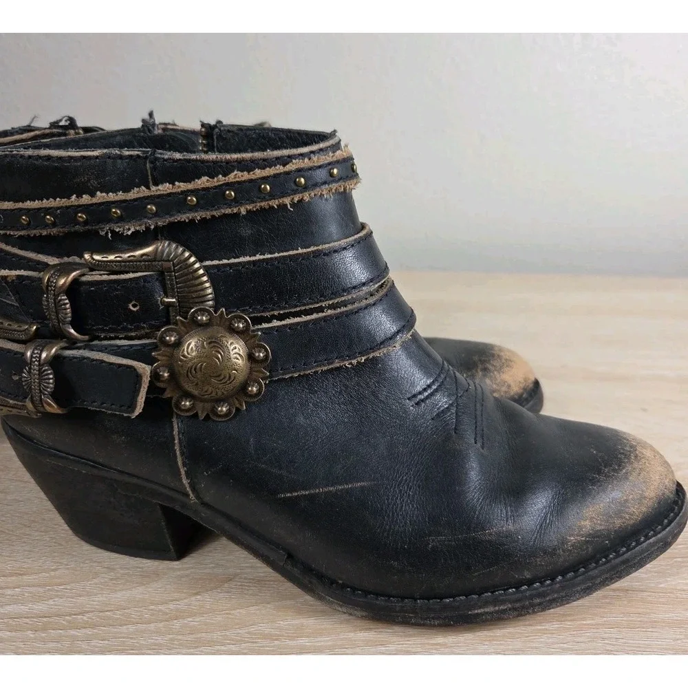 Corral Studded Harness Ankle Boots Women's Size 8‎ Black Distressed Leather...